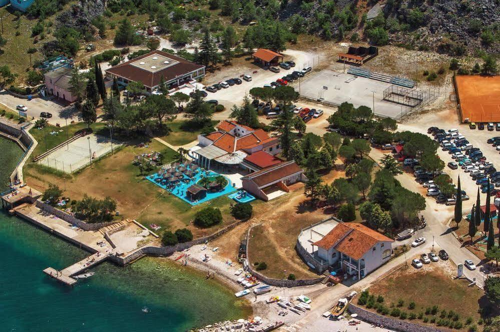 Holiday park Kanegra Plava Laguna 2*